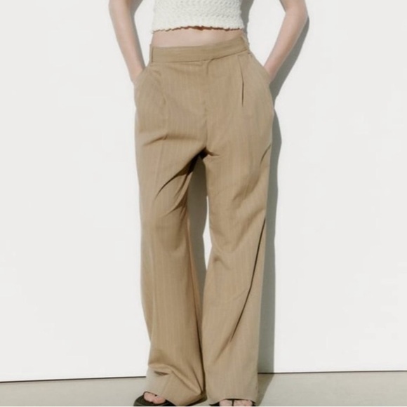 Zara Tan White Pinstripe Medium Waisted Mid Rise Wide Leg Pants Trousers - Picture 1 of 13